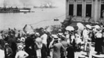 Documentary showing  Smyrna. The destruction of a cosmopolitan city 1900-1922 