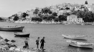 Skiathos. A photographic itinerary through the collections of the Benaki Museum