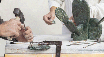 Craftsmanship and Contemporary Design: From Theory to Practice